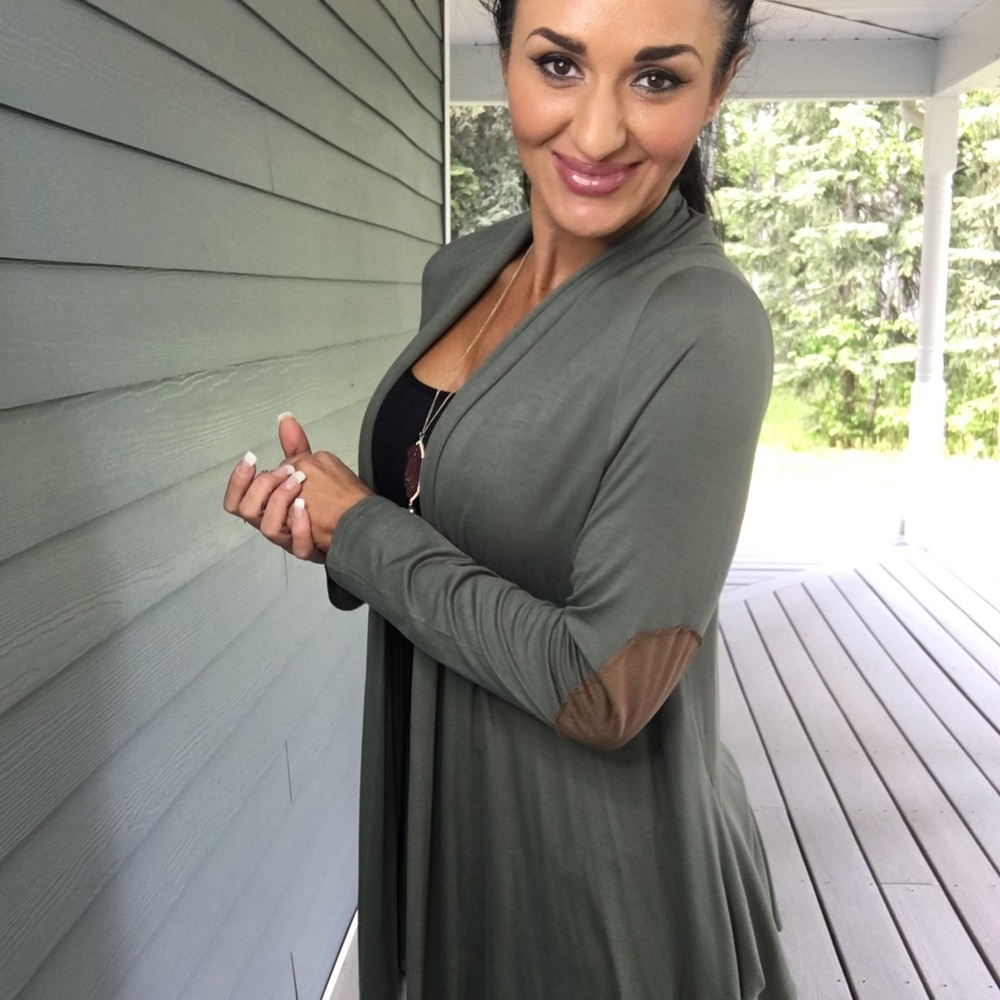 NEW cozy Silky SOFT green cardigan - Picture 3 of 7